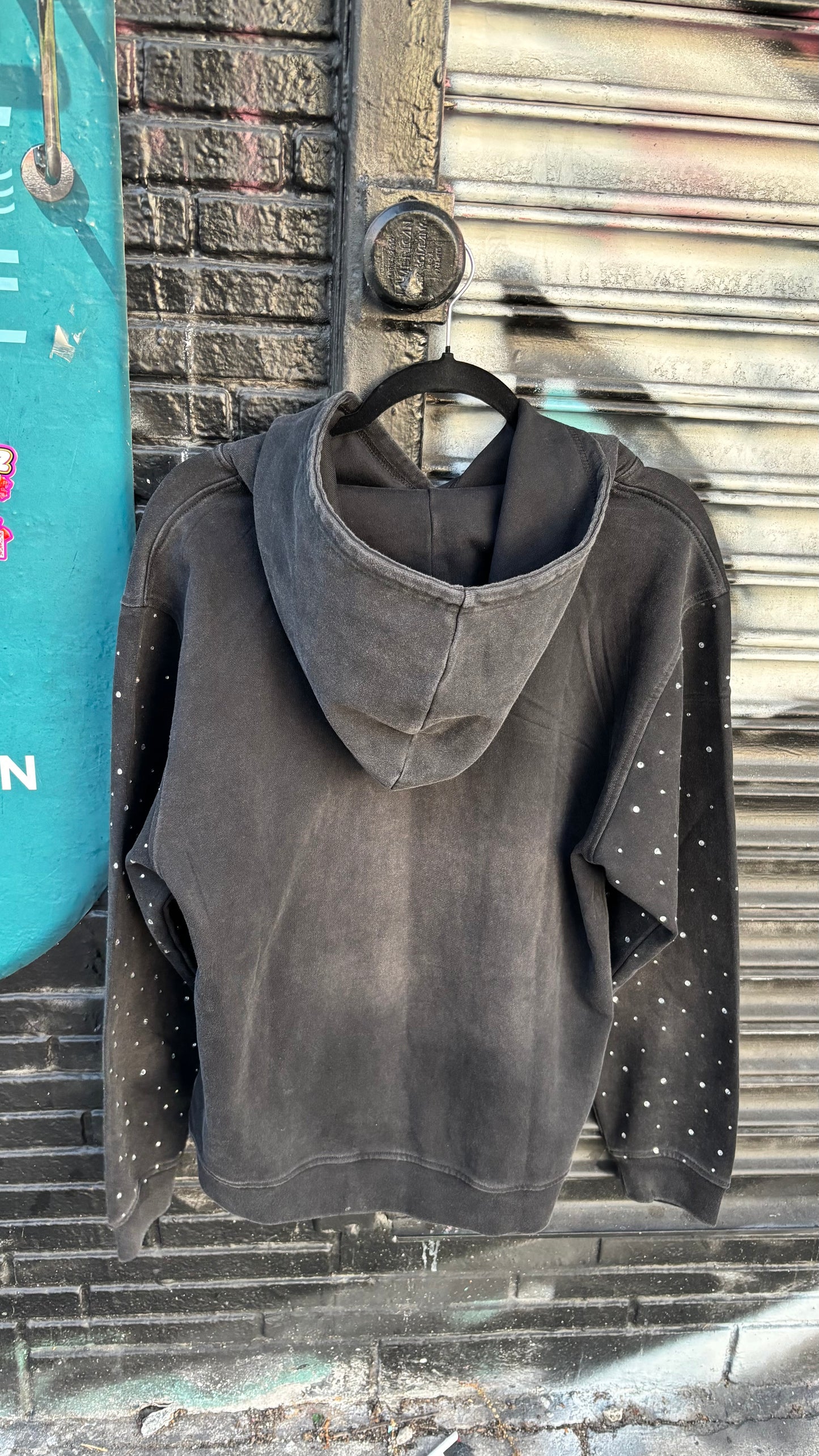 “Holy chains” hoodie (black)