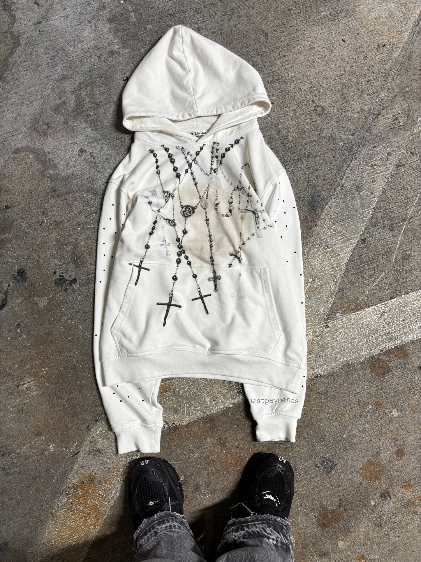 “Holy chains” hoodie (white)