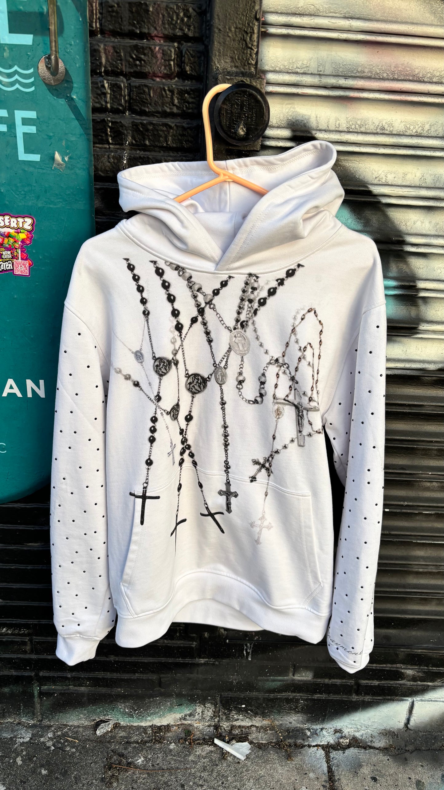 “Holy chains” hoodie (white)