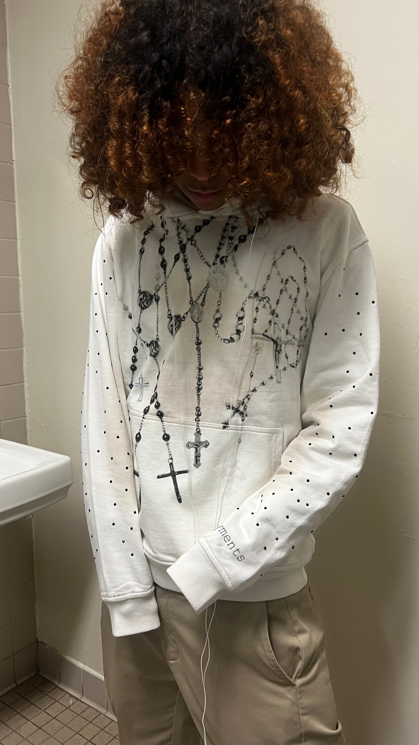 “Holy chains” hoodie (white)
