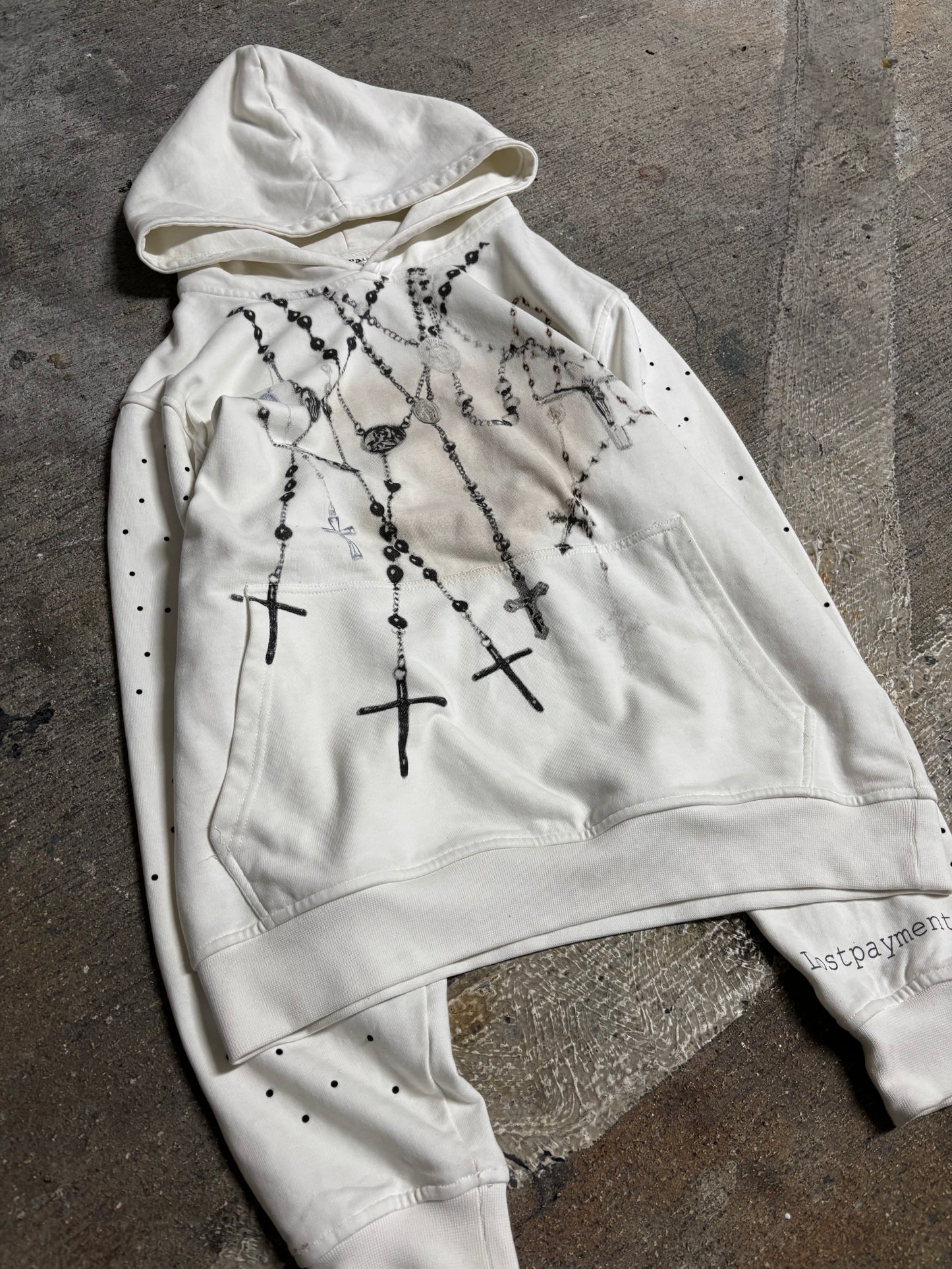 “Holy chains” hoodie (white)